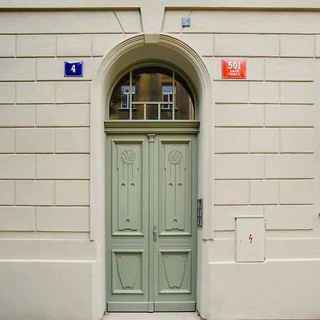 Apartment Gesse Březinova Prag Exterior foto