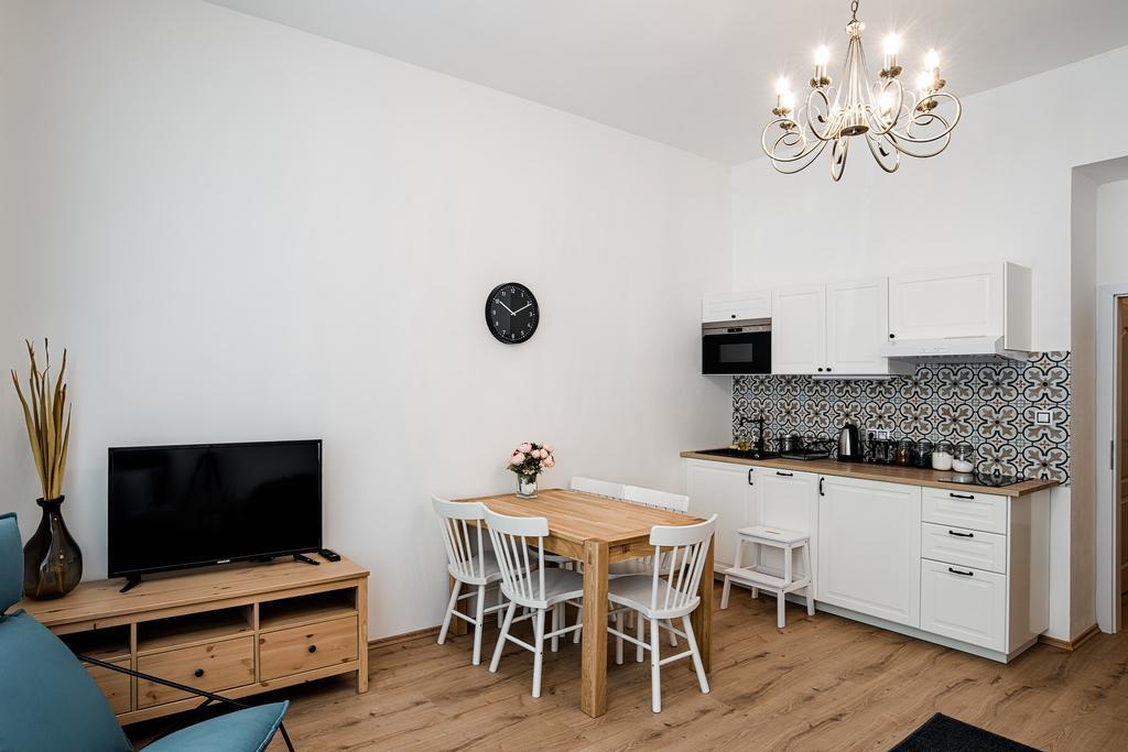Apartment Gesse Březinova Prag Exterior foto