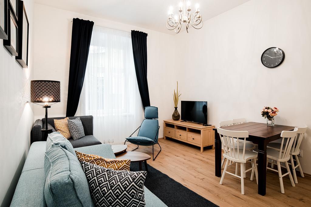 Apartment Gesse Březinova Prag Exterior foto